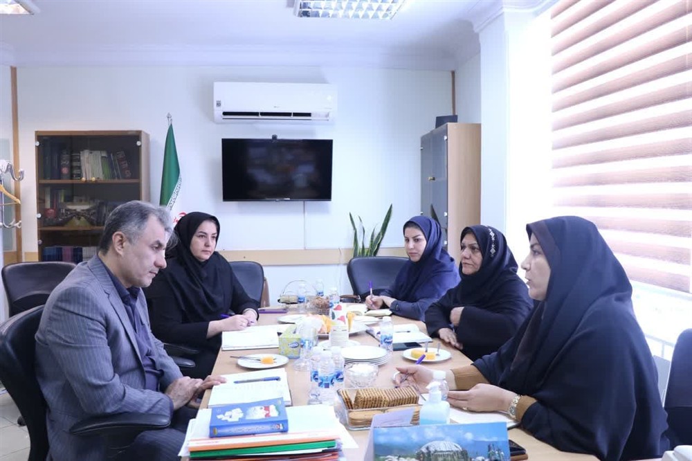 ساماندهی و بازنگری در صندوق های حمایت از زنان روستایی و عشایری